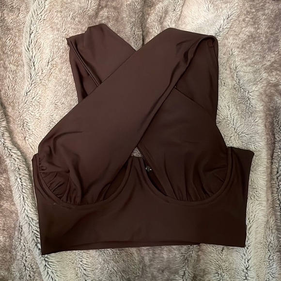 Tops - Chocolate brown underwire crop top